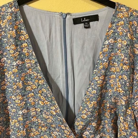 Lulu’s Floral Wrap Romper - Picture 3 of 8